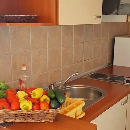 Apartment Danijel *